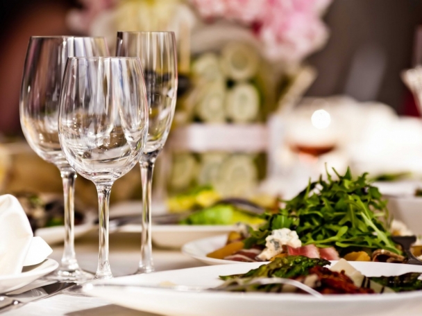 15-etiquette-rules-for-dining-at-fancy-restaurants